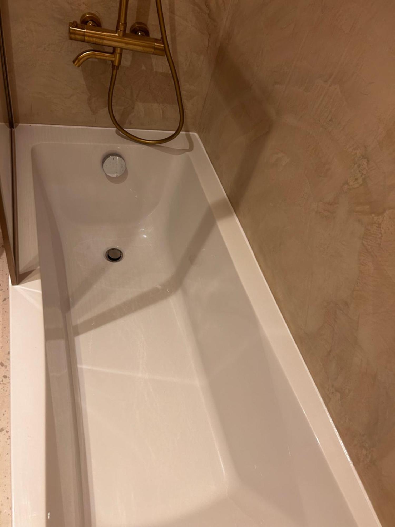 Bel Dans Le 9eme Appartement Parijs